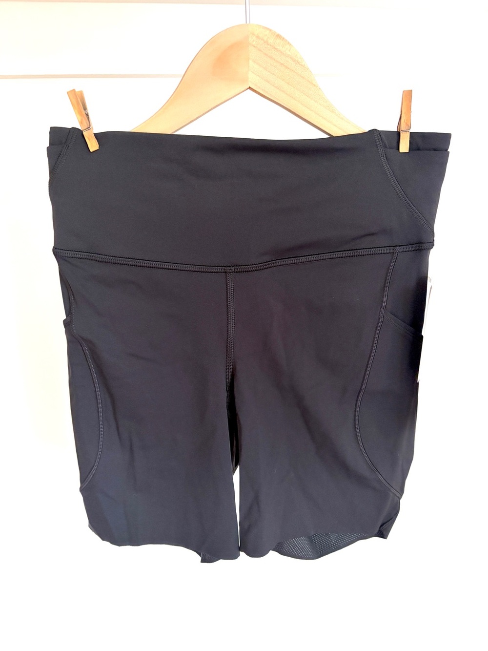 NWT! | Lululemon | Women’s | Fast and Free High Rise Shorts 6” | Black | Size 6